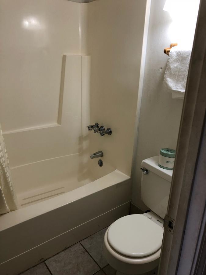Scottish Inns - ローカスト・グローブ エクステリア 写真