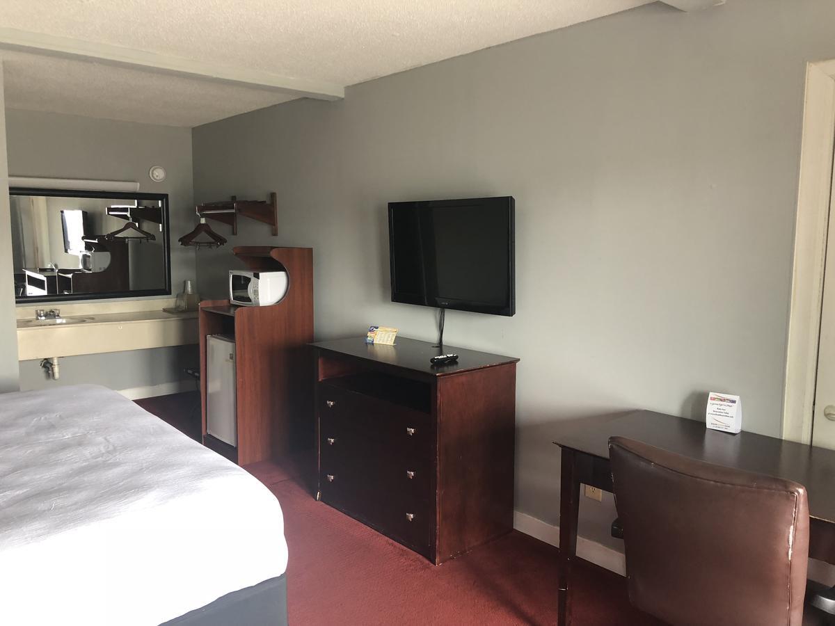 Scottish Inns - ローカスト・グローブ エクステリア 写真